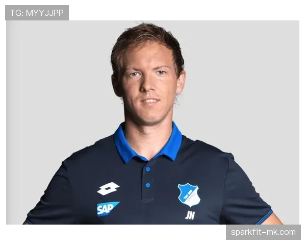 霍村主帅持续推进战术革新，球队表现稳健引关注